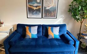 Cosy Flat In Zone 2 London